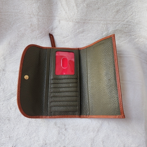 Dooney & Bourke Olive Green Pebble Grain Continental Wallet - Picture 3 of 3